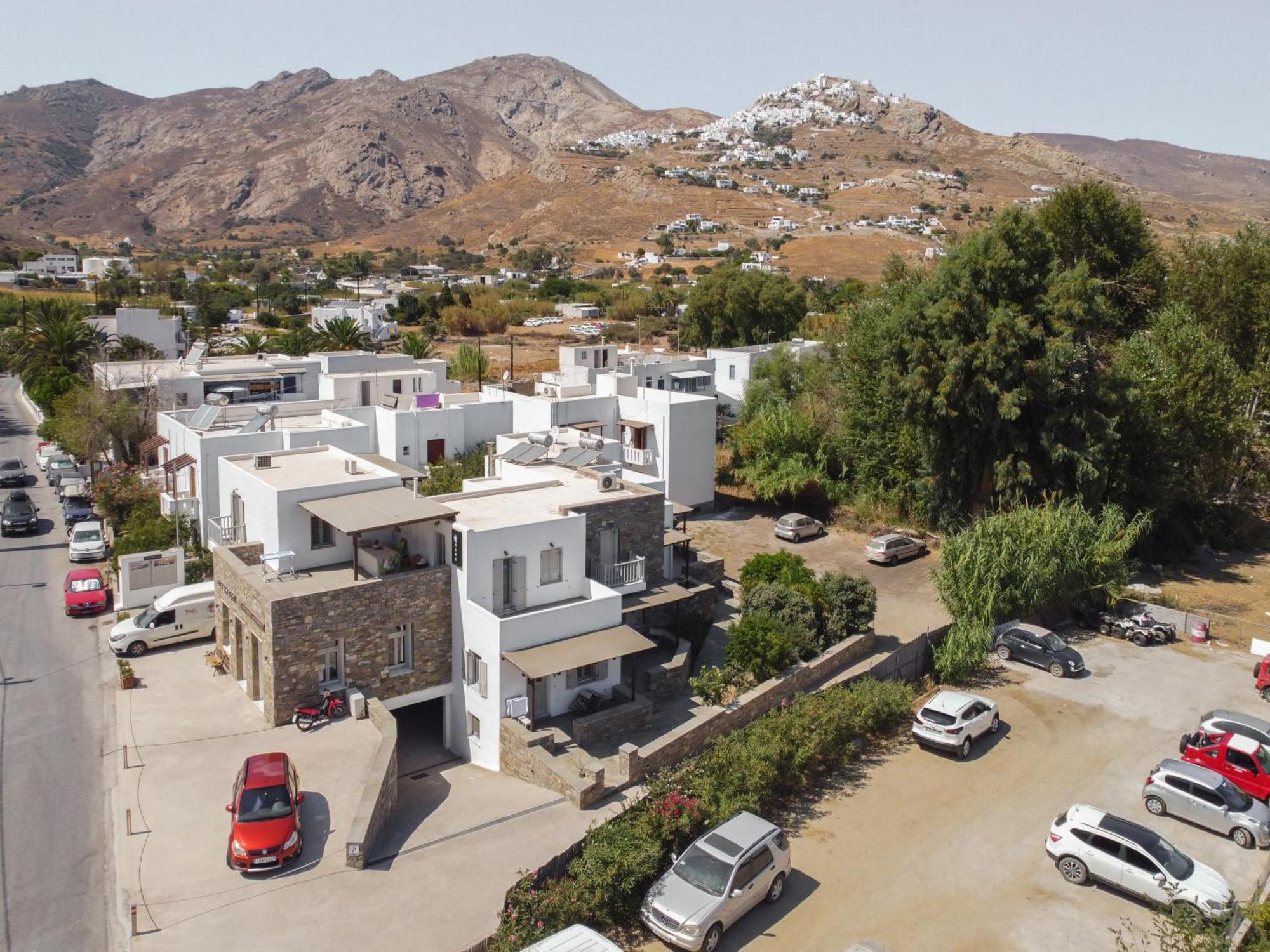 Palos * Livadi (Serifos)